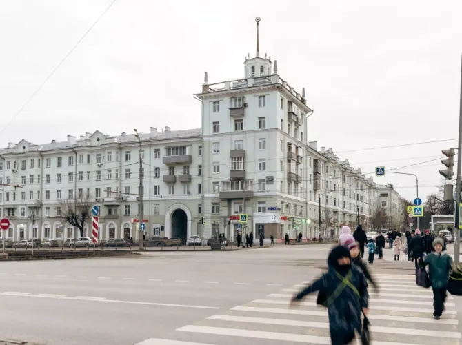 Соцгород - сталинский ампир и самолеты