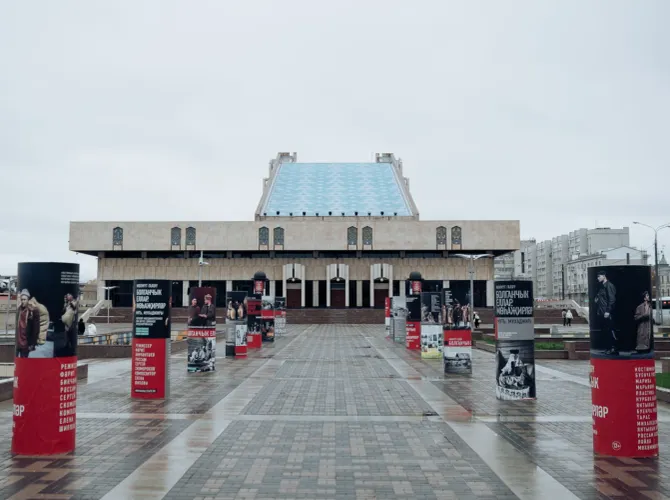 Корабль татарского театра. Экскурсия по советскому зданию театра им. Г. Камала