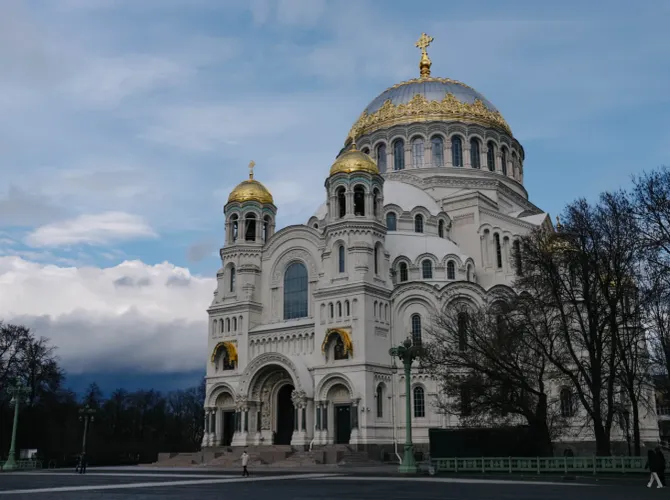 Экскурсия в Кронштадт на 1 день: инженерный взгляд на форты, дамбы, маяки и Морской собор